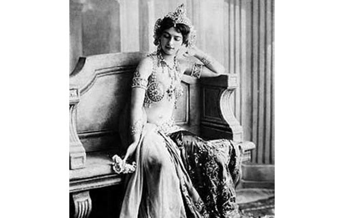 Материал из Википедии - свободной энциклопедии Мата Хари Mata Hari Mata Har
