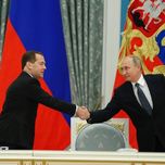 Декларация доходов. Медведев за 2018 год заработал больше Путина