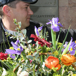 Роза на лапу. Чиновники Екатеринбурга задарят бизнесменов букетами из овощей