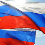 Полосы невезения. Омские чиновники перепутали цвета российского флага