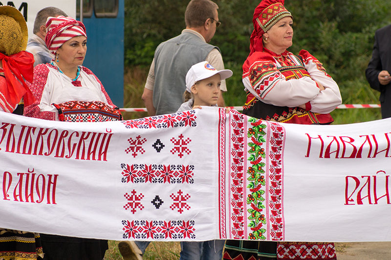 Свенское брянск. Свенская ярмарка Брянск. Свенская ярмарка Брянск Андреевский луг.